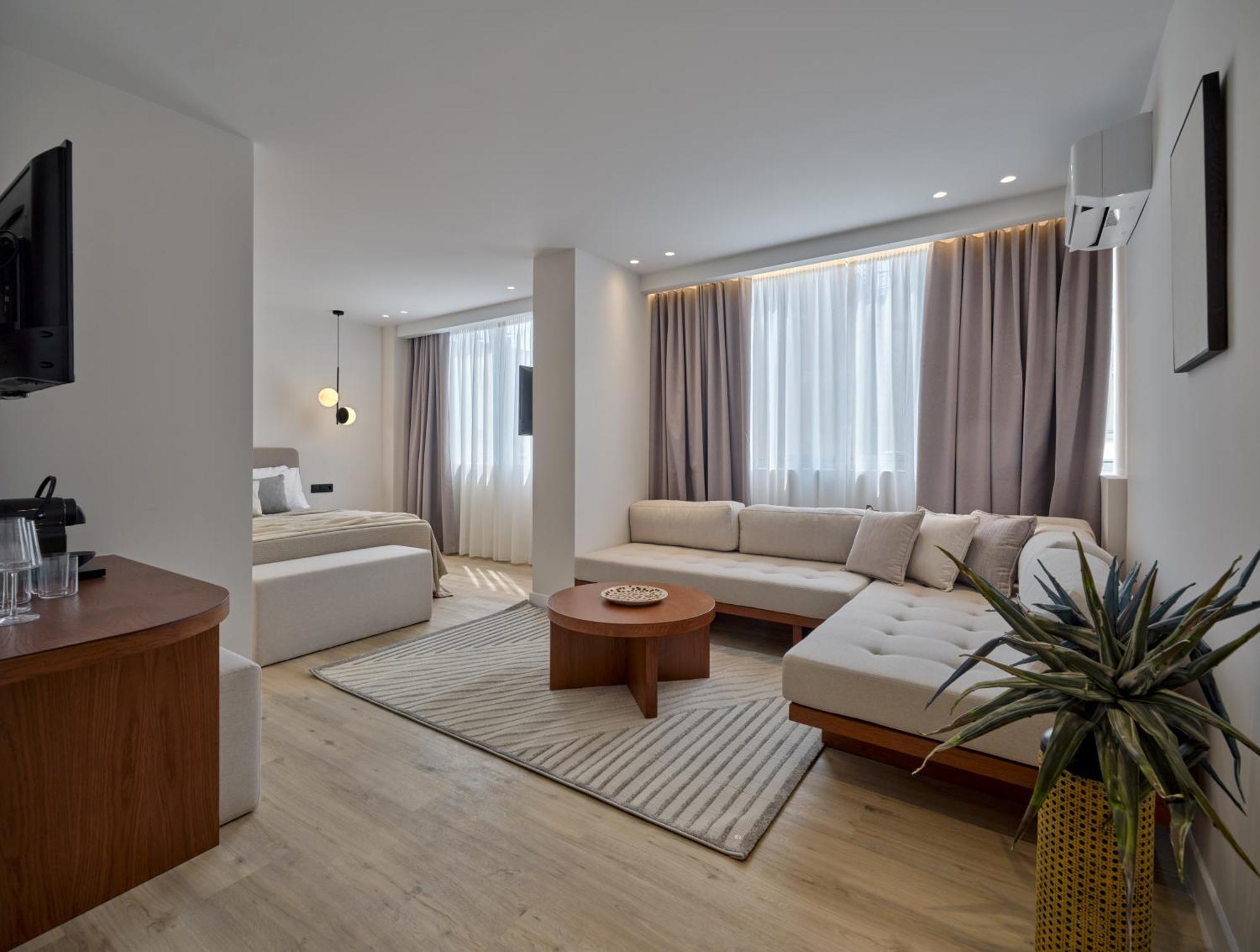 Haya Athens Loftie Suites Exterior photo